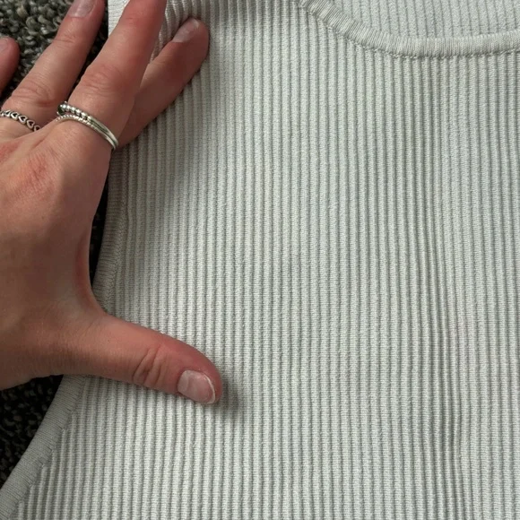 Babaton White Ribbed Tank Top - Picture 4 of 7